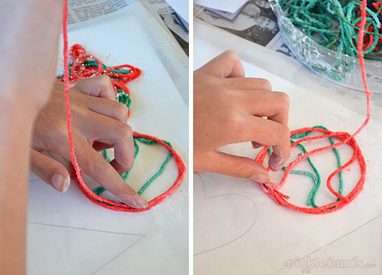 Make some gluey Christmas decoration - messy, but easy homemade decorations! 