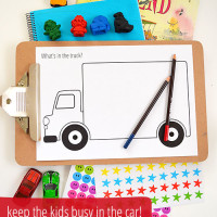 Road Trip Drawing Prompts - free printables to keep the kids buys in the car