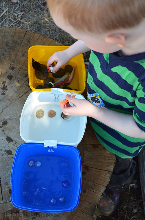  Five Easy Alternatives to a Water Table - Recycled Containers