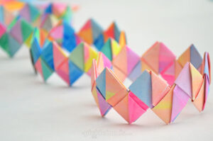 How to make this lovely folded paper bracelet.