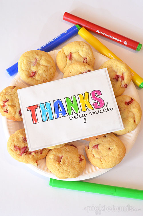 Lemon and Rhubarb cookies - the perfect thank you gift along with this free printable thank you card