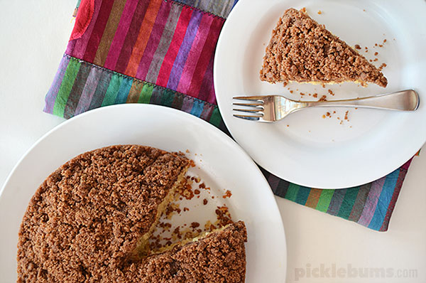 Cinnamon Crunch Apple Cake - easy and delicious recipe