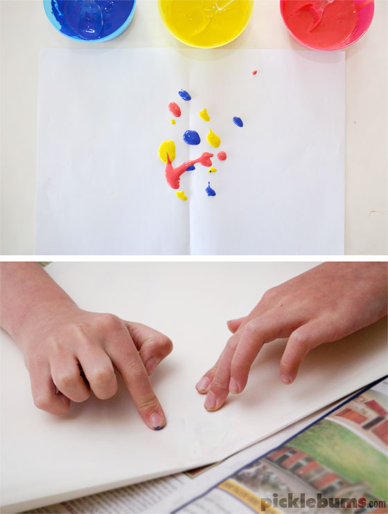 Squish Painting! An easy art activity that never gets old! 