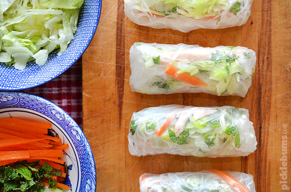 Get the kids to help make these easy and delicious rice paper rolls (summer rolls)