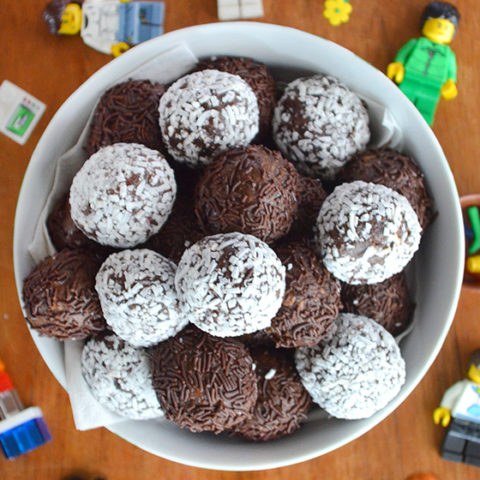 Easy Chocolate Cookie Balls