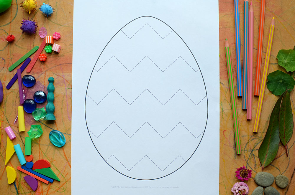 egg pattern mat with zig zags